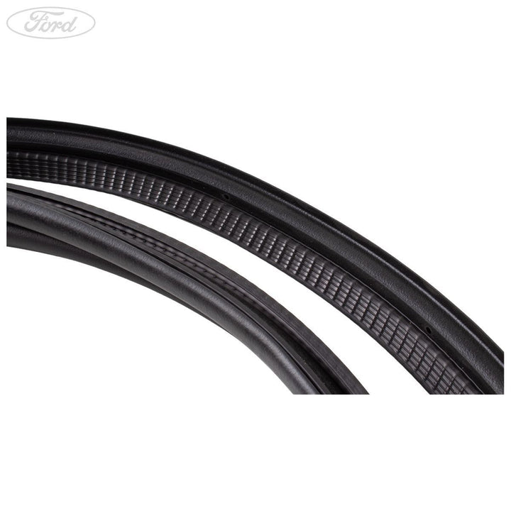 C-MAX TAILGATE BOOT LID DOOR WEATHERSTRIP SEAL 2015-