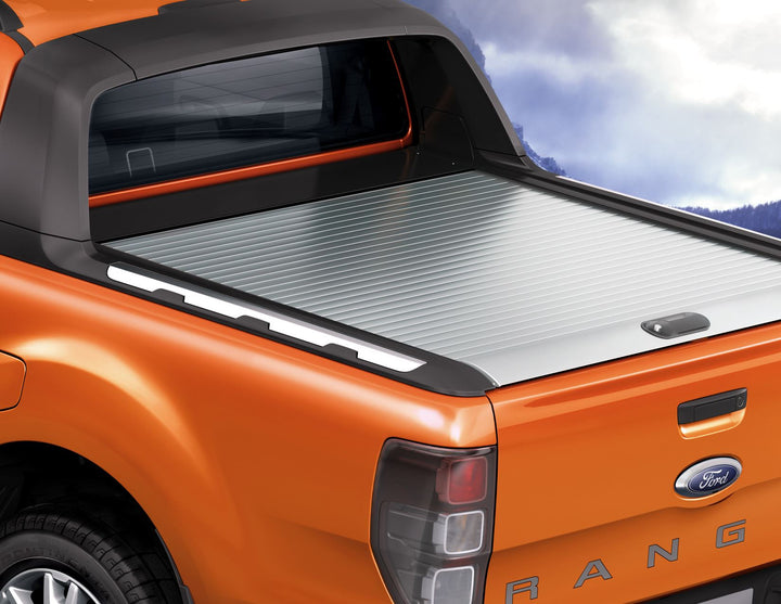 ROLLER TONNEAU COVER WITH FITTING  09/2011