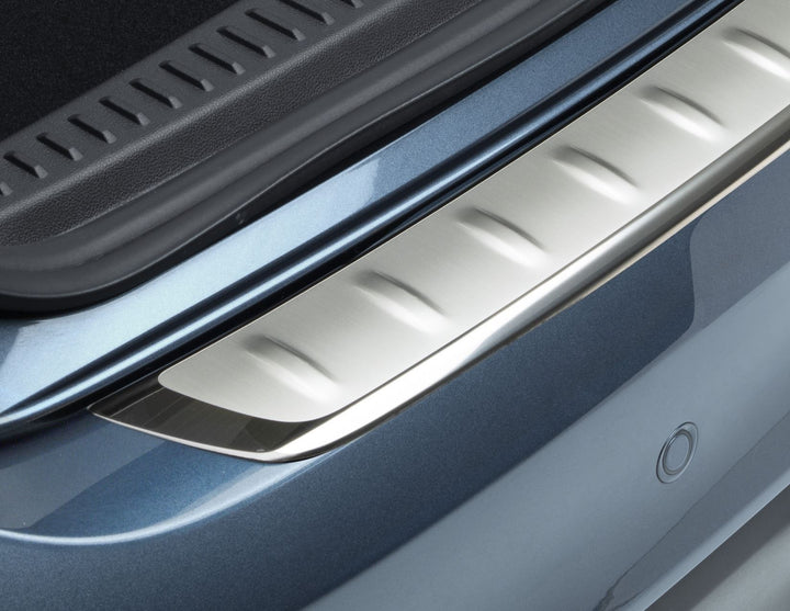 REAR BUMPER PROTECTOR WITH FITTING  05/2018