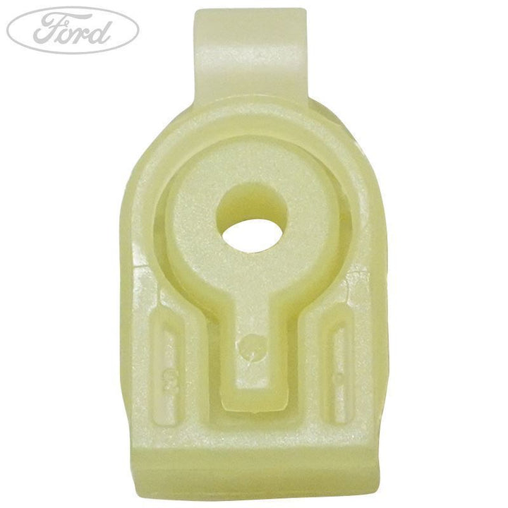 FIESTA REAR SPOILER RETAINER 11/2012-