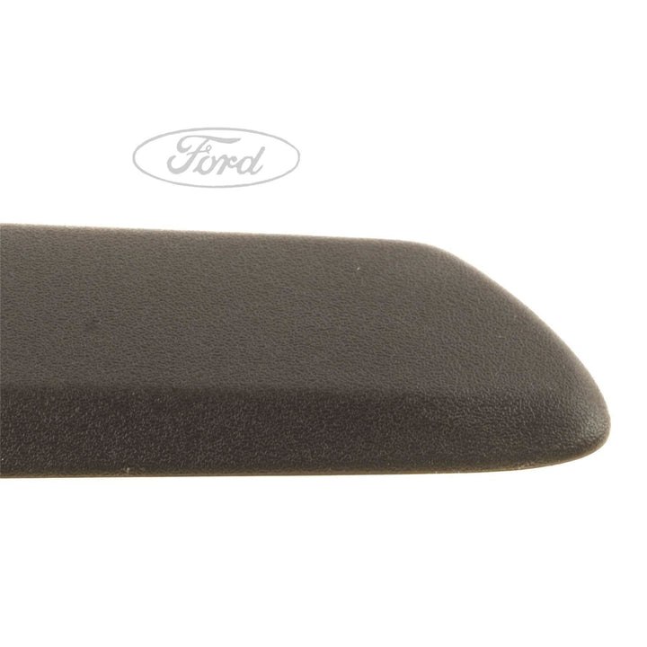 FOCUS O/S QUARTER PANEL OUTER MOULDING