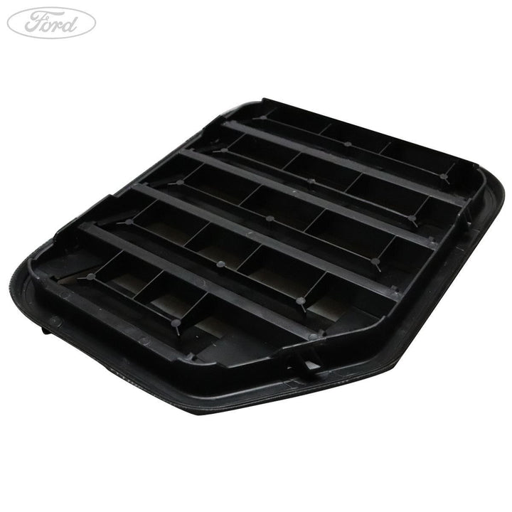 AIR INLET GRILLE