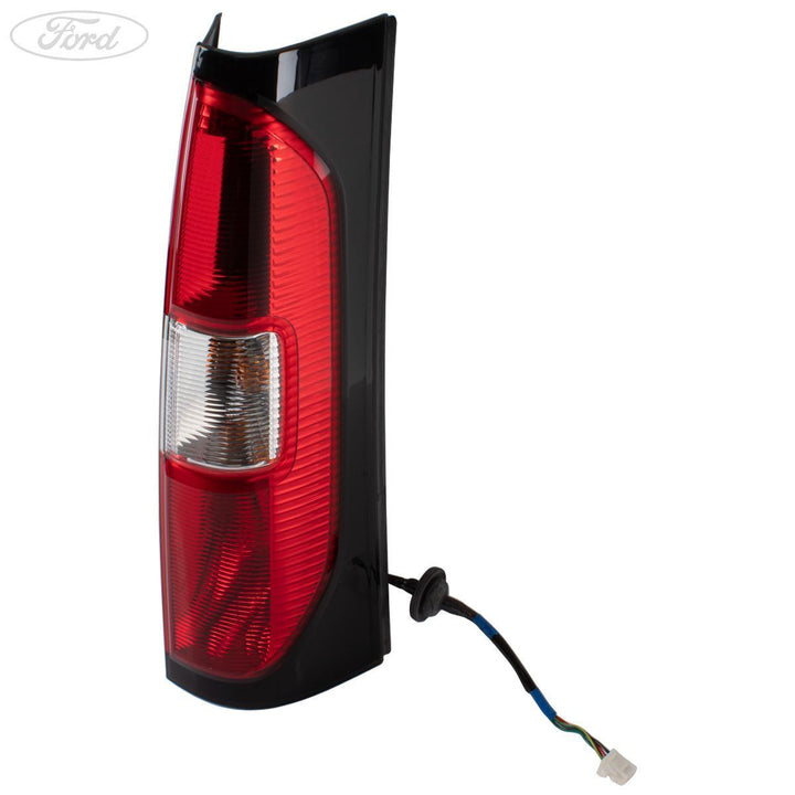 EVEREST REAR DRIVER SIDE LIGHT LAMP CLUSTER UNIT WAGON 200-2015