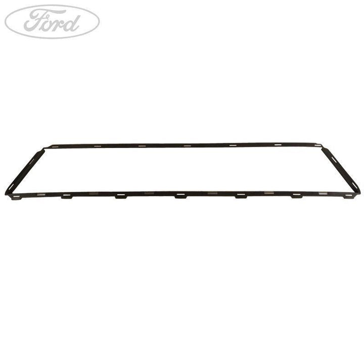 FOCUS FRONT FRONT BUMPER LOWER GRILLE SURROUND 2016-
