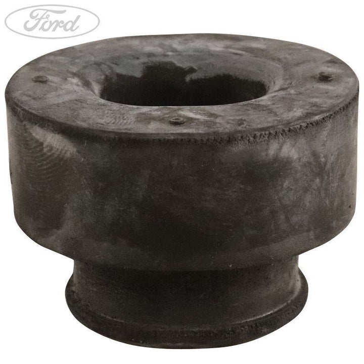 RADIATOR SUPPORT INSULATOR