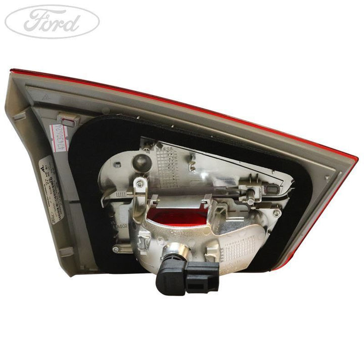 B MAX REAR O/S INNER TAILGATE LIGHT LAMP UNIT 2012-