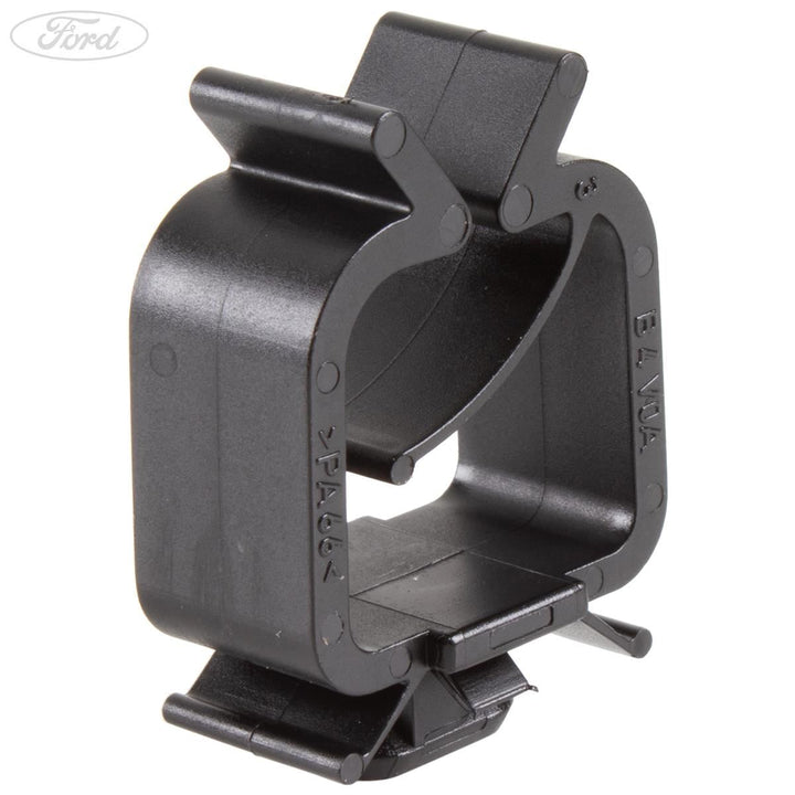 INSTRUMENT PANEL CLIP