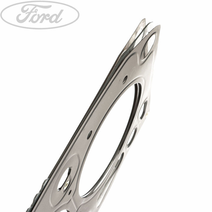 ENGINE CYLINDER HEAD GASKET