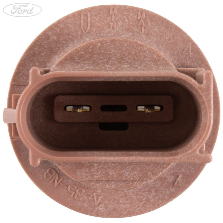 SOCKET