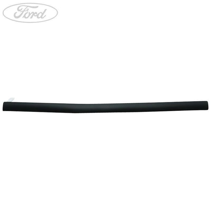 QUARTER WINDOW MOULDING