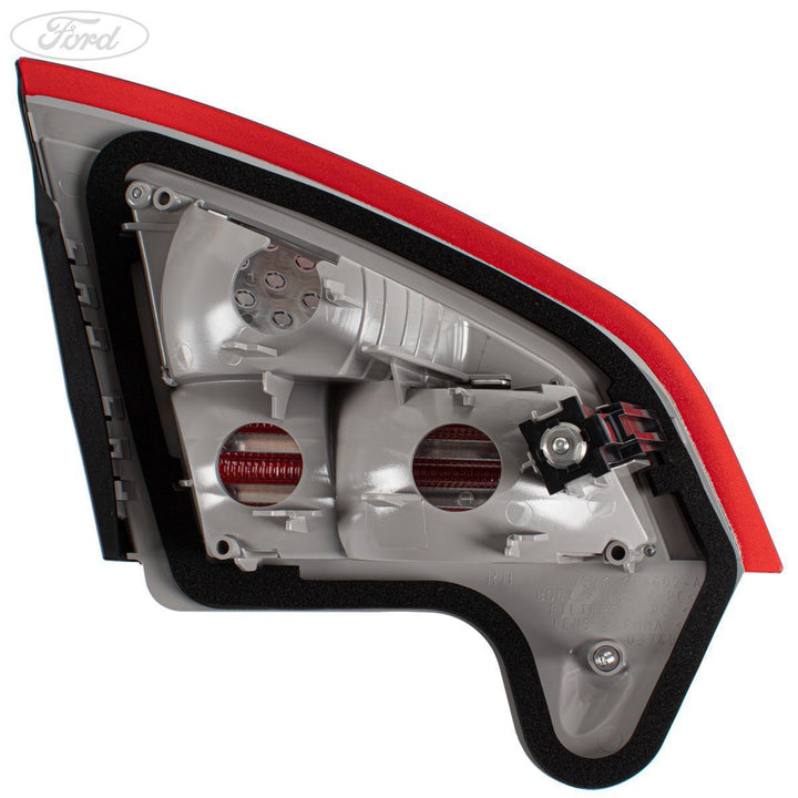 MONDEO MK4 INNER REAR DRIVER SIDE RIGHT TAIL LIGHT LAMP CLUSTER