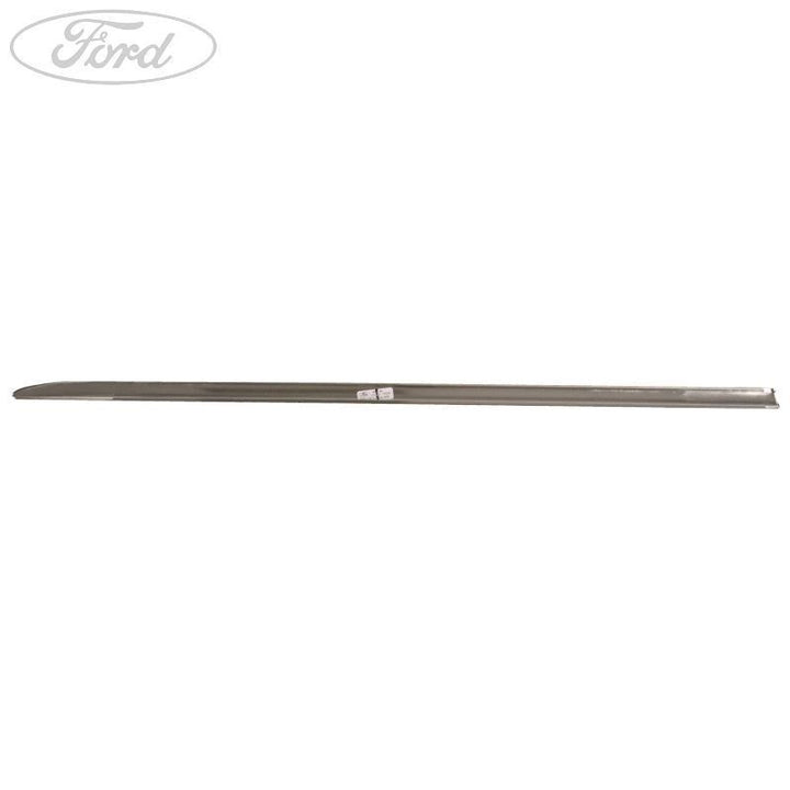 SIDE WINDOW MOULDING