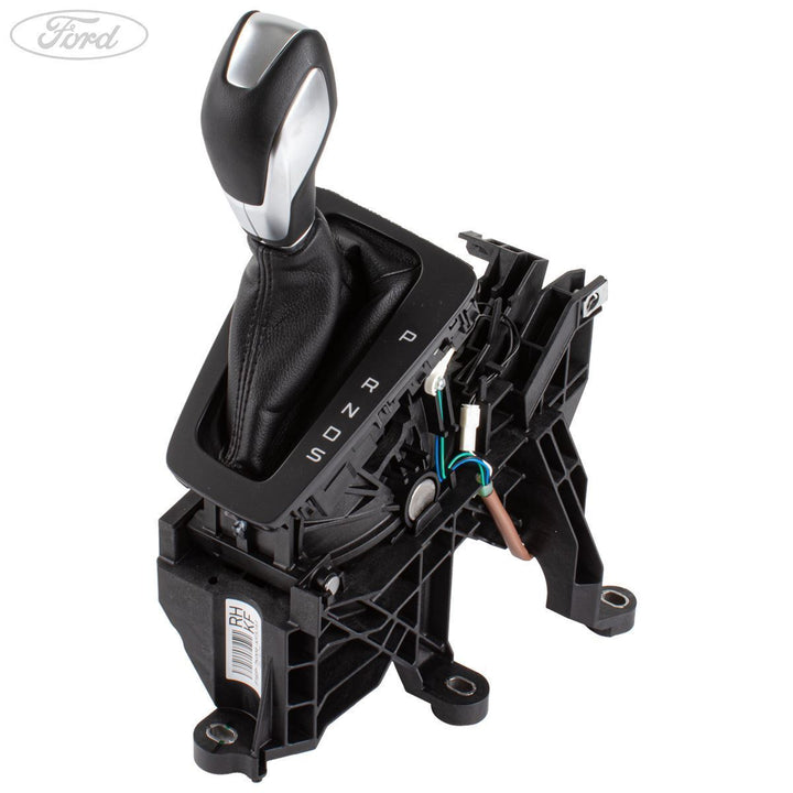 FOCUS 6-SPEED AUTO GEAR SELECTOR HOUSING GAITER & KNOB