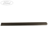 FRONT BODY PANEL MOULDING