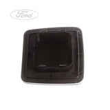 AUDIO ENTERTAINMENT SYSTEM SOCKET COVER
