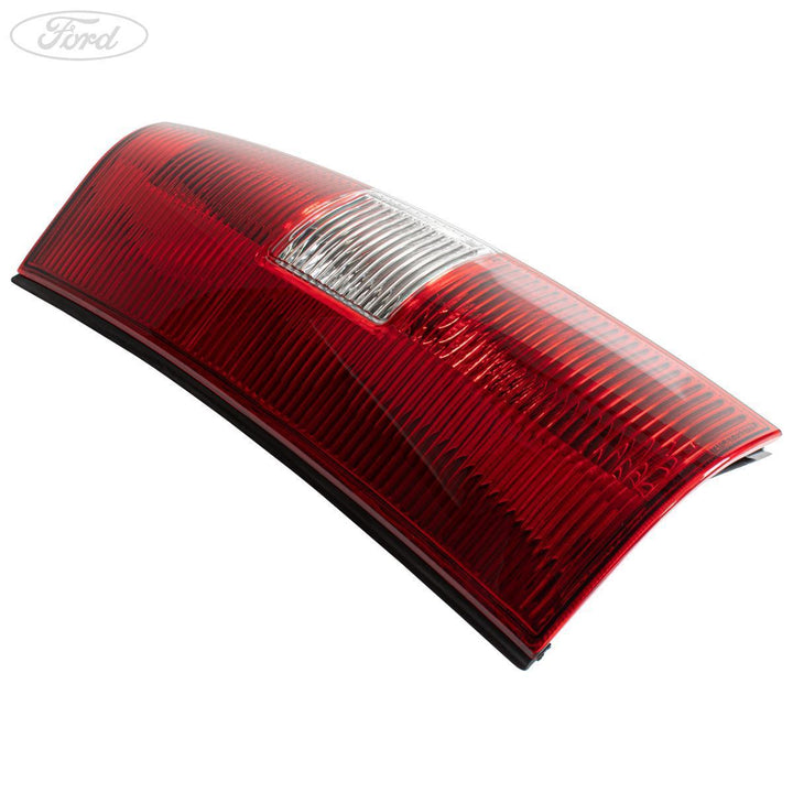 EVEREST REAR PASSENGER SIDE LIGHT LAMP UNIT REGULAR WAGON 10/2006-