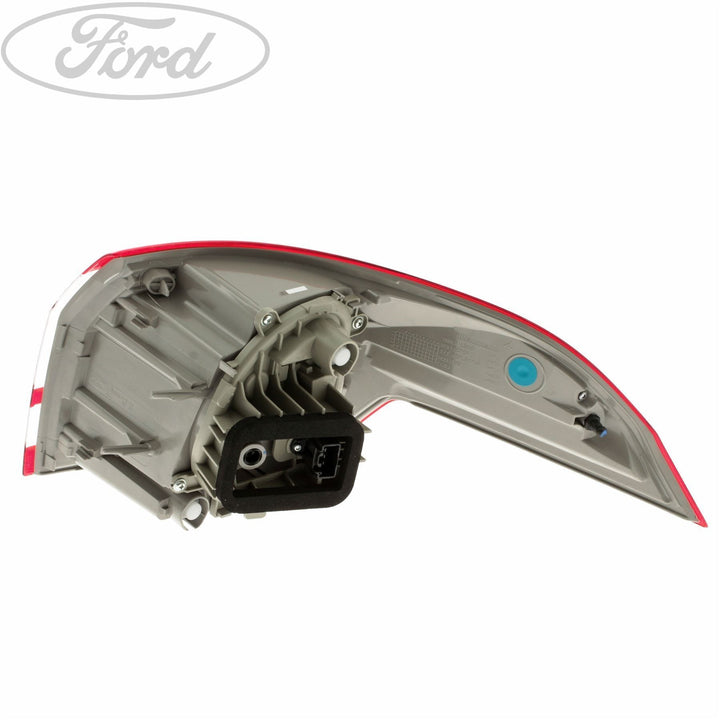 B-MAX REAR N/S OUTER TAIL LAMP LIGHT CLUSTER UNIT 2012-