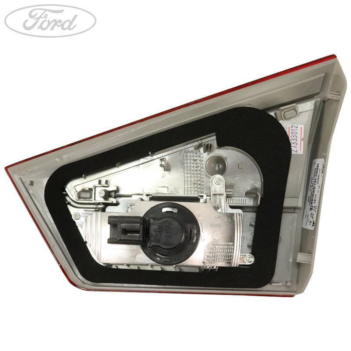 B MAX REAR N/S INNER TAILGATE LIGHT LAMP UNIT 2012-