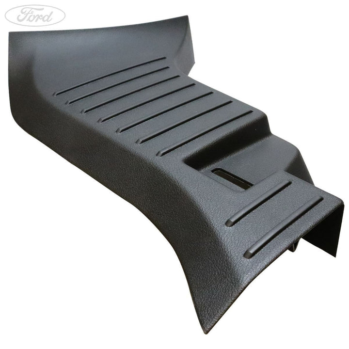 TRIM PANEL