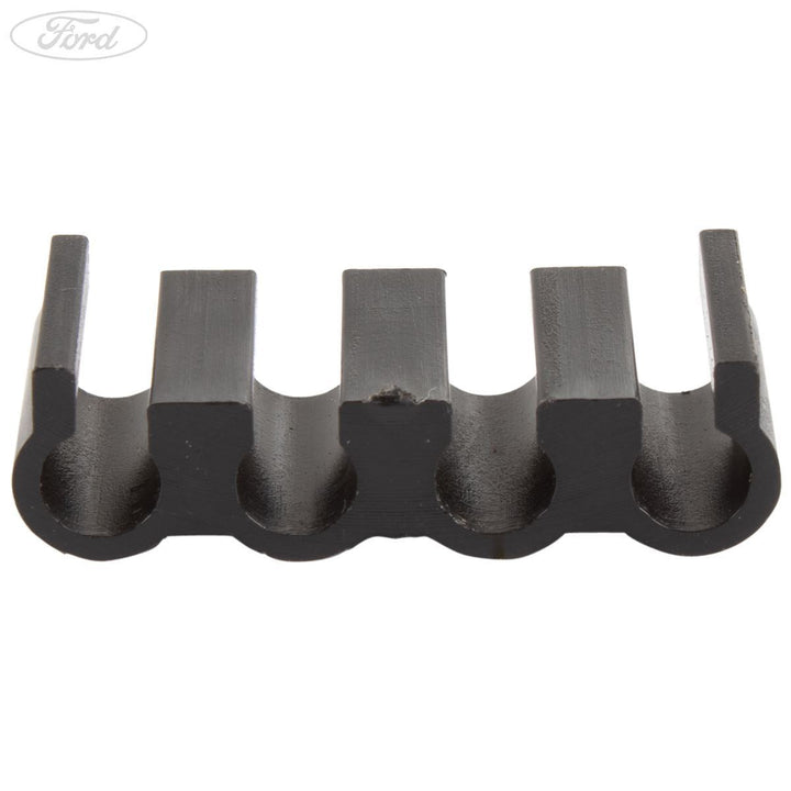 FRONT BRAKE PIPES CLIP