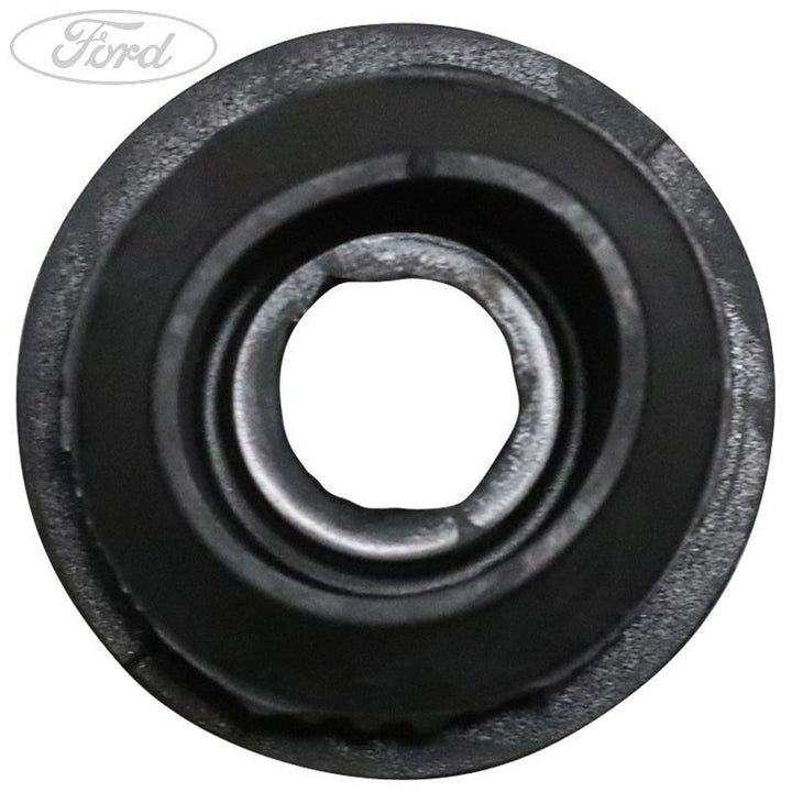 RADIATOR SUPPORT INSULATOR