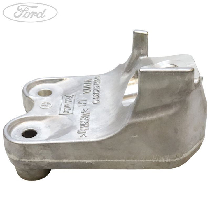 ENGINE MOUNTING BRACKET