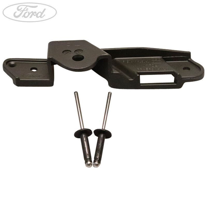 FOCUS MK3 O/S FRONT BUMPER VALANCE BRACKET BLACK 2014-