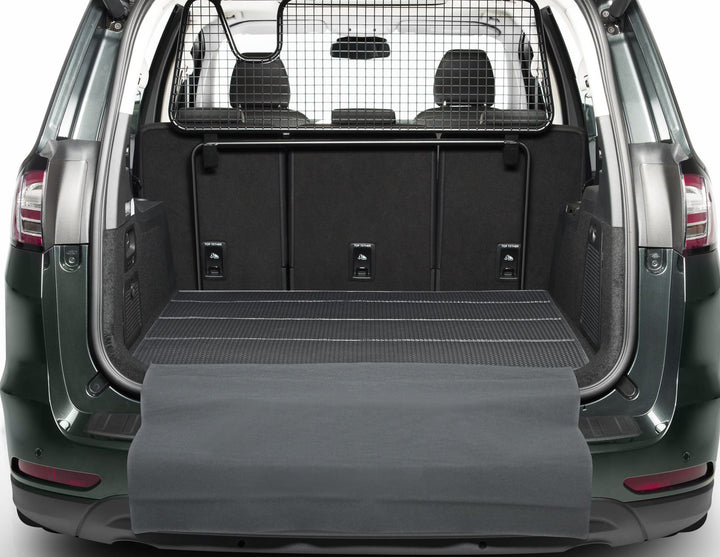 GALAXY LOAD COMPARTMENT CARPET MAT, BLACK, WITH GALAXY LOGO, 2015 - ONWARD