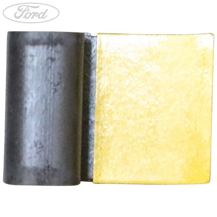 FIESTA FRONT WINDSCREEN LOWER SPACER 2018-