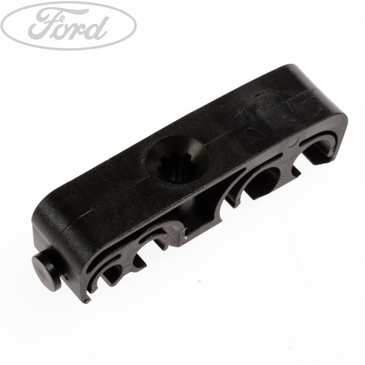 FRONT BRAKE PIPES CLIP
