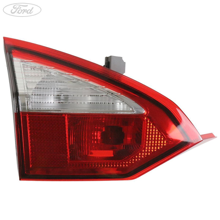 FIESTA MK8 REAR PASSENGER SIDE INNER LIGHT LAMP UNIT 4 DOOR SALOON 15-