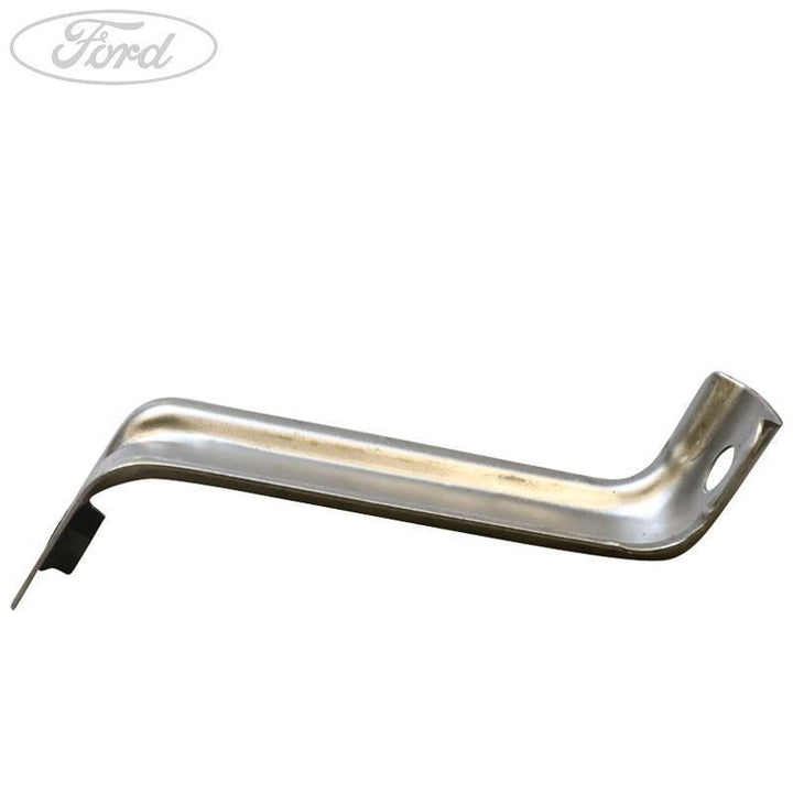 FENDER BRACKET SUPPORT