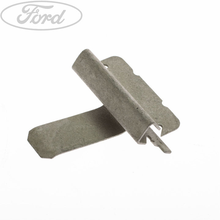 INSTRUMENT PANEL CLIP