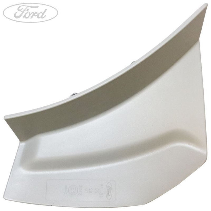 REAR LAMP CLOSING PANEL