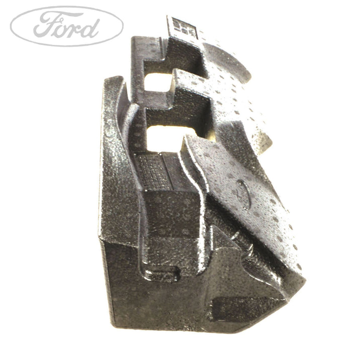 KUGA REAR BUMPER MOUNTING BRACKET