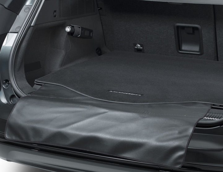 MONDEO FROM 09/2014 LOAD COMPARTMENT MAT BLACK,WITH MONDEO LOGO