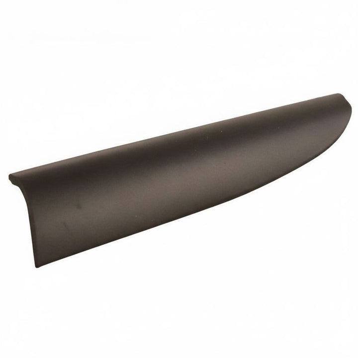 REAR WINDOW MOULDING
