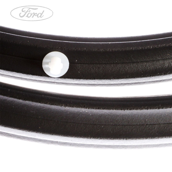 KUGA REAR DOOR OPENING WEATHERSTRIP