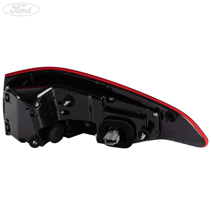 S-MAX WA6 OUTER LEFT REAR PASSENGER SIDE LIGHT TAIL LAMP CLUSTER
