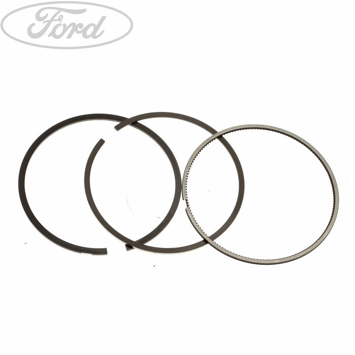 ENGINE PISTON RING KIT