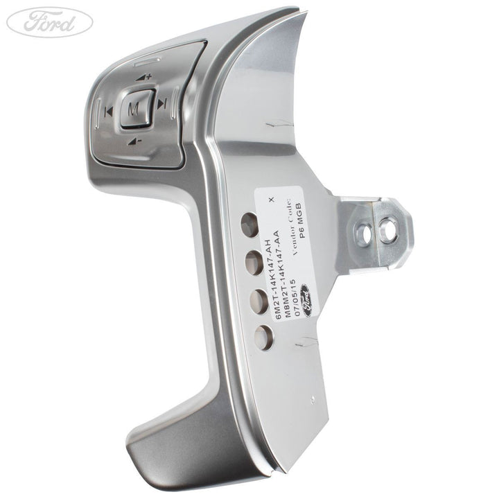 STEERING WHEEL SWITCH