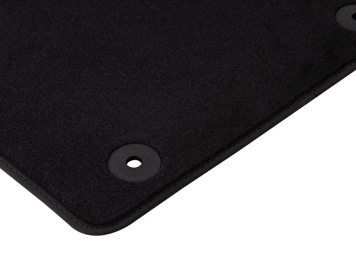 FOCUS VELOUR FLOOR MATS FRONT, BLACK WITH FOCUS LOGO, 2011 - 2015
