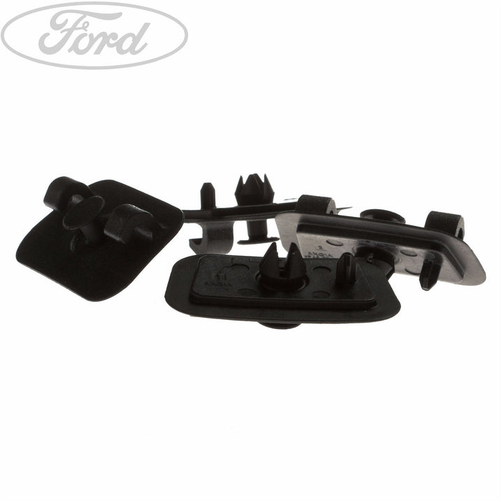 REAR DOOR TRIM CLIP
