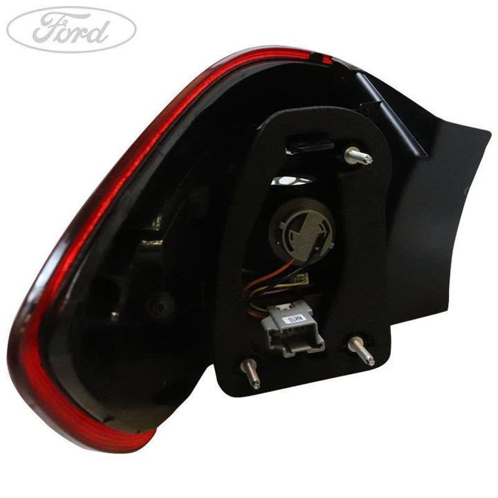 MONDEO MK4 DRIVER SIDE REAR OUTER LIGHT LAMP CLUSTER 2010-2014