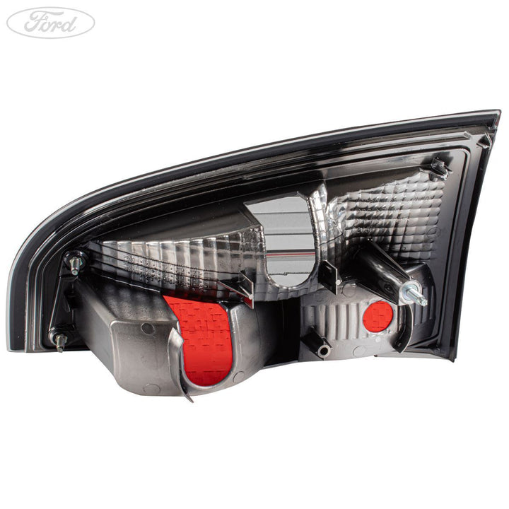 S-MAX WA6 INNER LEFT REAR PASSENGER SIDE LIGHT TAIL LAMP CLUSTER