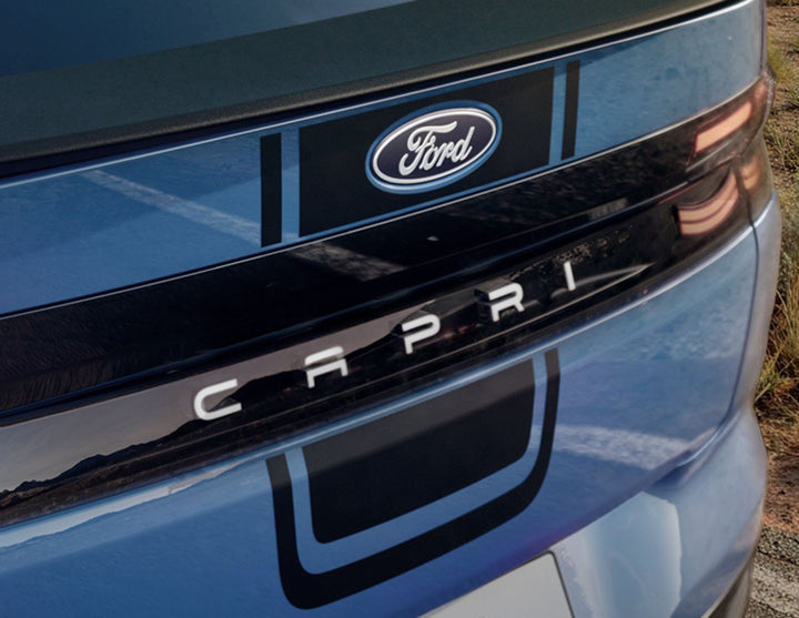 ALL-ELECTRIC CAPRI® FROM 10/2024 RACING STRIPES OVER-THE-TOP
