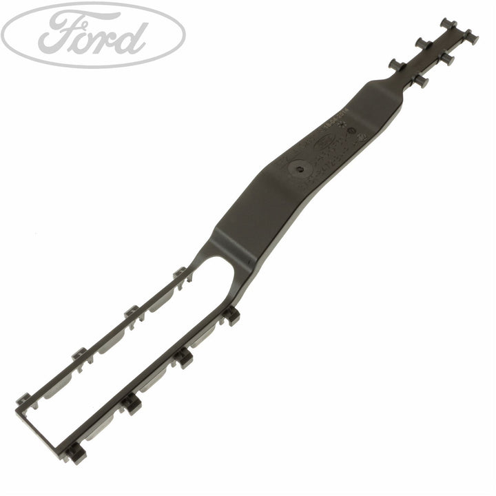 FRONT BODY AIR DEFLECTOR VANE PANEL