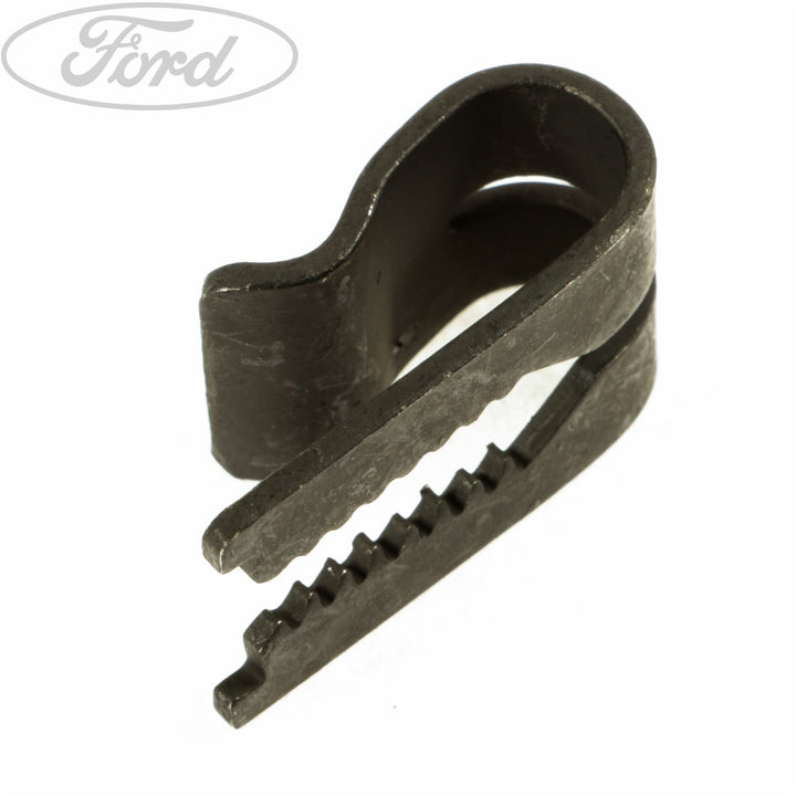 FOCUS MK2 FOCUS C-MAX FRONT MUD FLAPS BRACKET CLIP 07-11