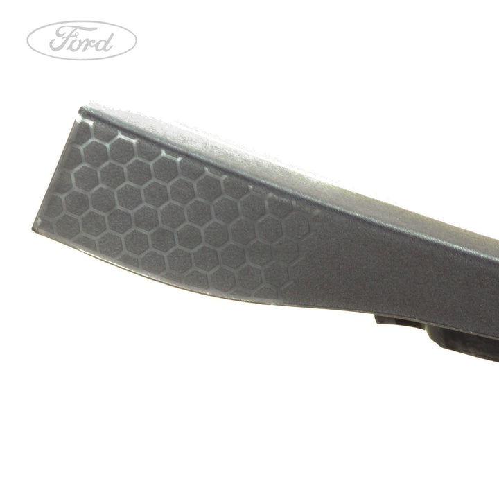 FOCUS C-MAX FRONT O/S DOOR WINDOW SURROUND TRIM 5 DOOR
