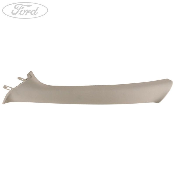 WINDSHIELD MOULDING